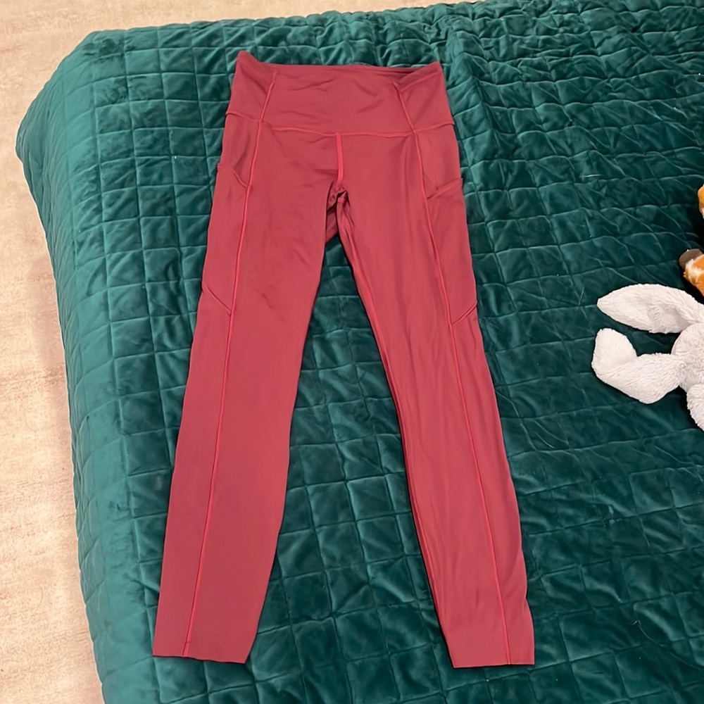 LuLu Lemon Ruby/Maroon Capri leggings